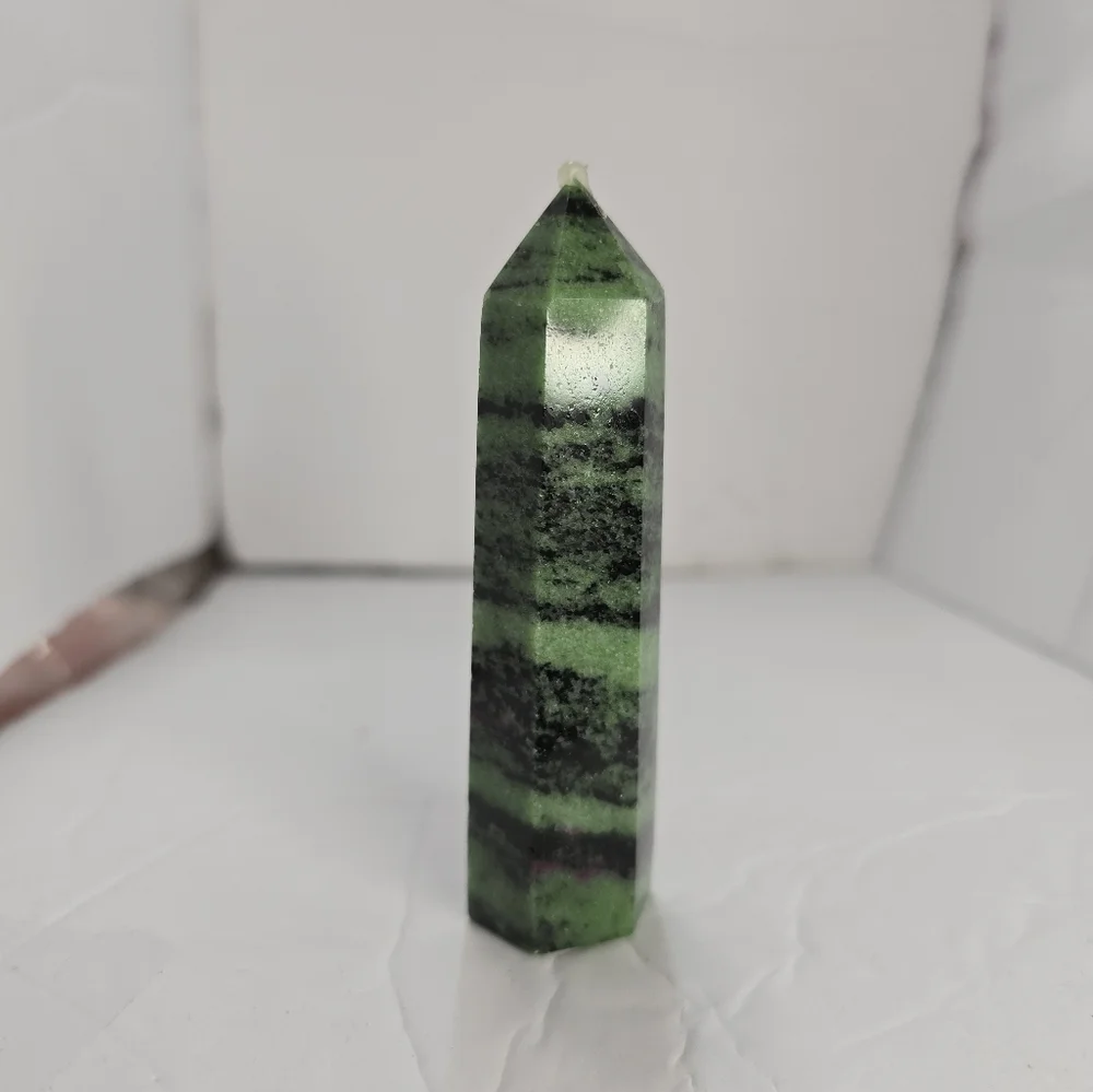 Ruby In ZOISITE - Picture 4 of 4